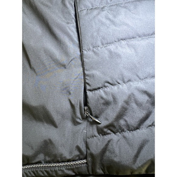 Lululemon Women's Black Down Insulated Vest Size 6 Excellent Condition - Picture 7 of 9